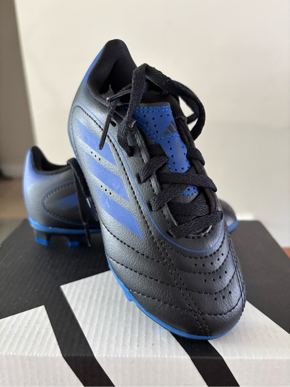 Adidas Toddler 9.5 Black and Blue Soccer Cleats